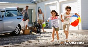 Read more about the article Send These Five Travel Worries Packing with Smart Home Security